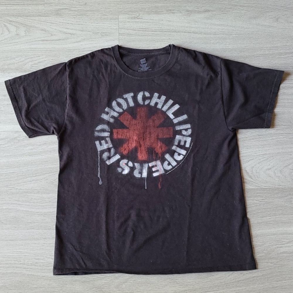 Red Hot Chili Peppers T-shirt